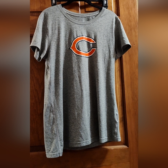 Nike Other - Chicago Bears men's large Nike shirt